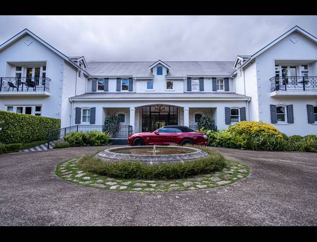 M² GUESTHOUSE FOR SALE IN BISHOPSCOURT